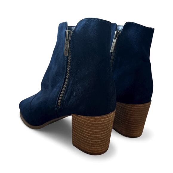 Mari A. Axle Navy Blue Peep-Toe Faux Suede Ankle Bootie Boot Size 10 - Picture 7 of 9